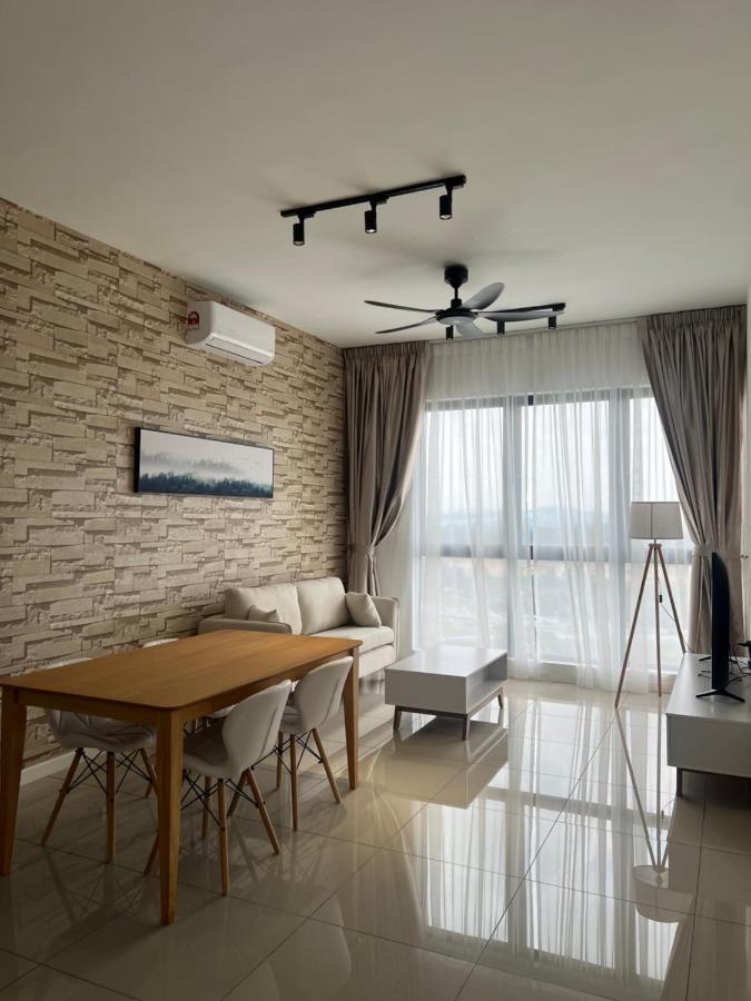 Mucihome Clio 3R2B, Putrajaya Condo Near To Ioi City Mall, Alamanda, Hospital Serdang, Wetland Studio Kru Dll- Non Smoking Home For Malaysian Only Экстерьер фото
