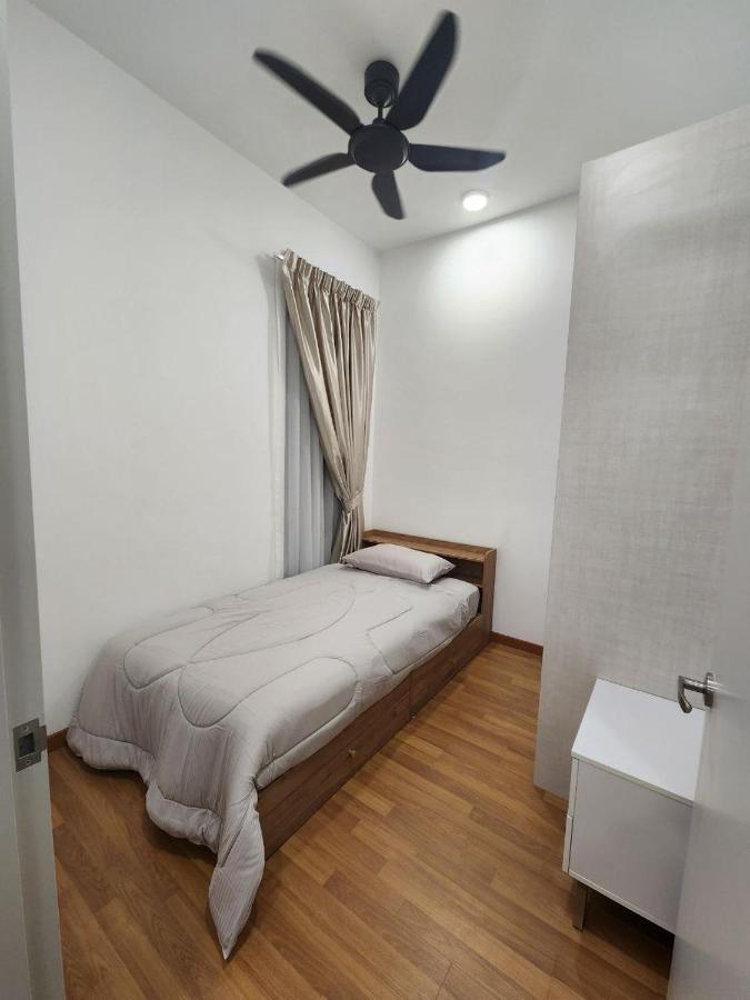 Mucihome Clio 3R2B, Putrajaya Condo Near To Ioi City Mall, Alamanda, Hospital Serdang, Wetland Studio Kru Dll- Non Smoking Home For Malaysian Only Экстерьер фото