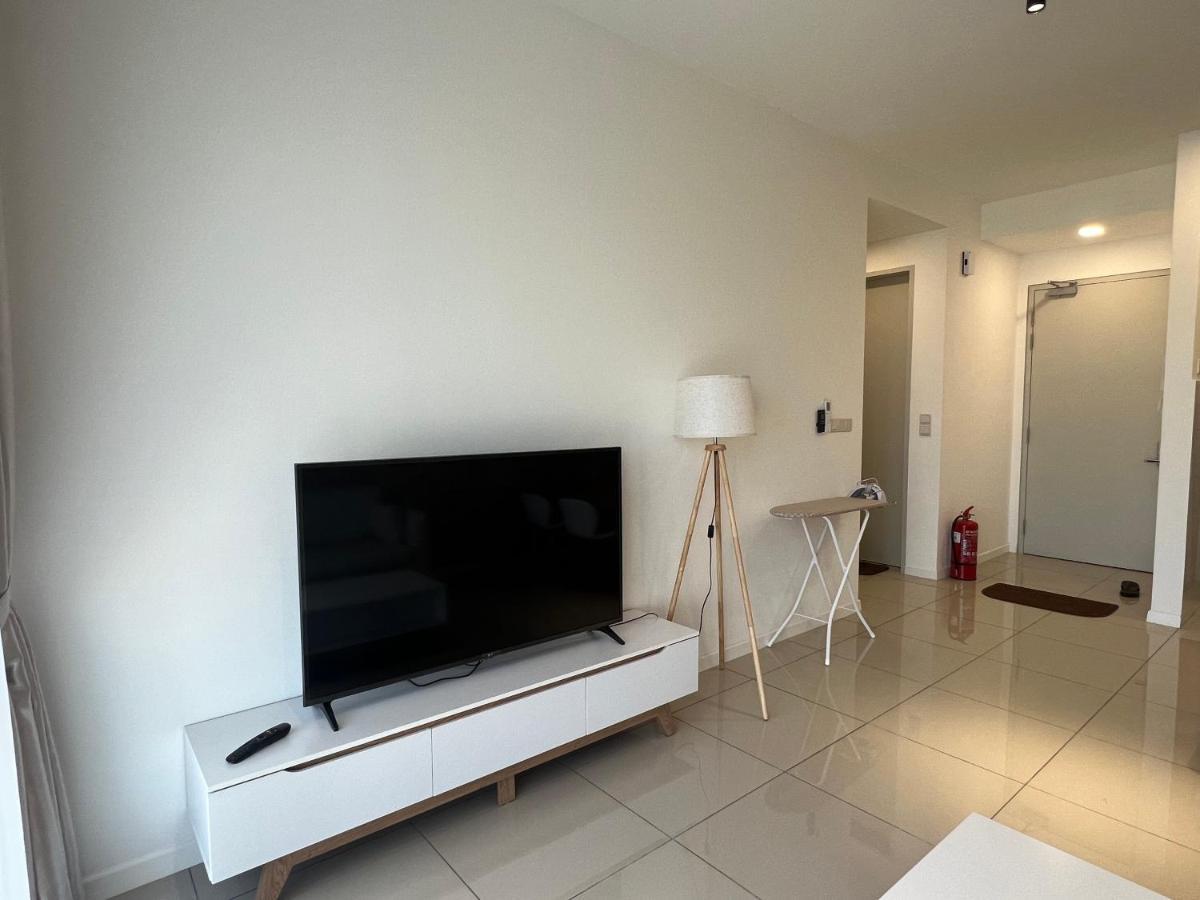 Mucihome Clio 3R2B, Putrajaya Condo Near To Ioi City Mall, Alamanda, Hospital Serdang, Wetland Studio Kru Dll- Non Smoking Home For Malaysian Only Экстерьер фото