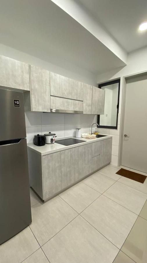 Mucihome Clio 3R2B, Putrajaya Condo Near To Ioi City Mall, Alamanda, Hospital Serdang, Wetland Studio Kru Dll- Non Smoking Home For Malaysian Only Экстерьер фото